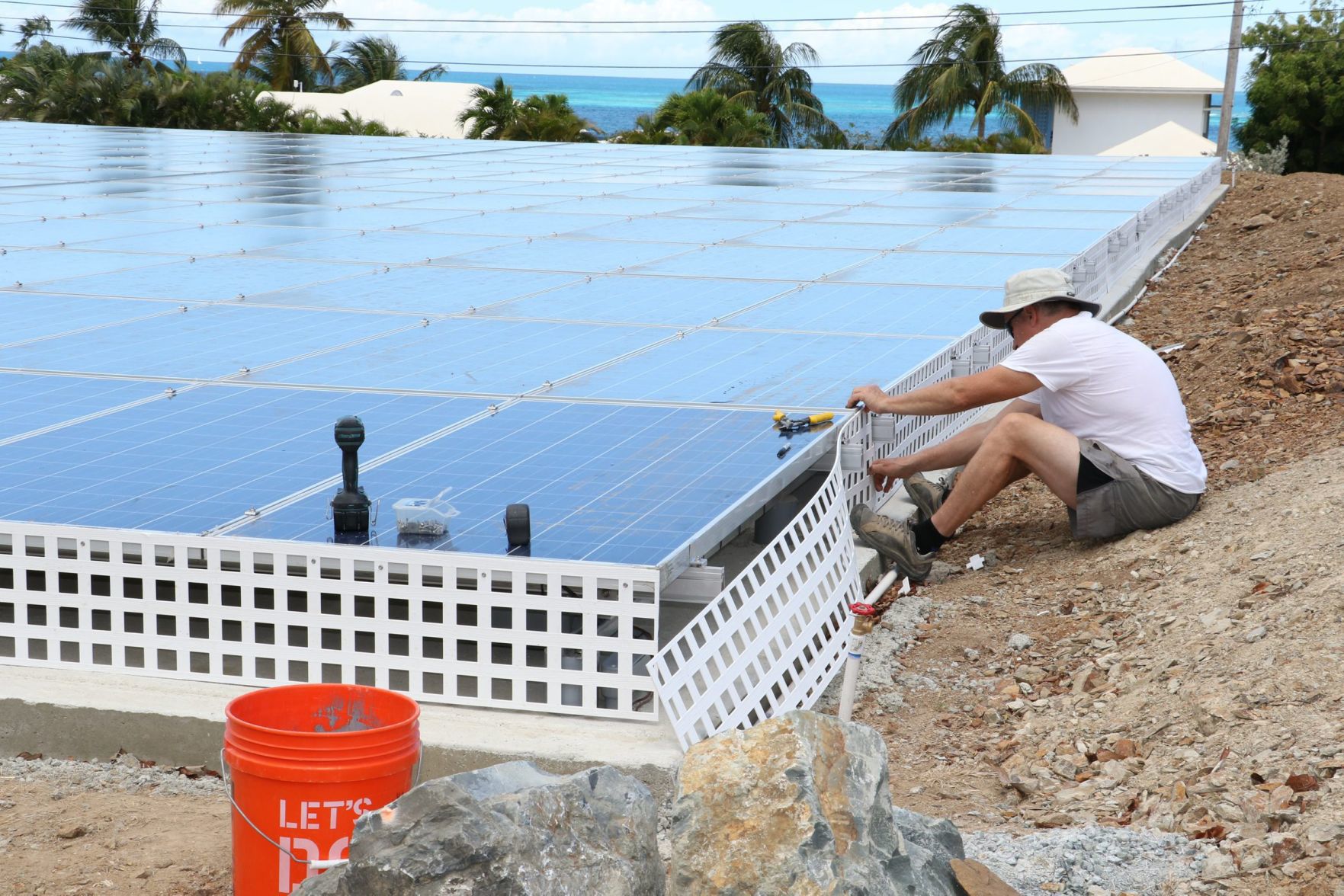 VI11SOLARPOR.JPG